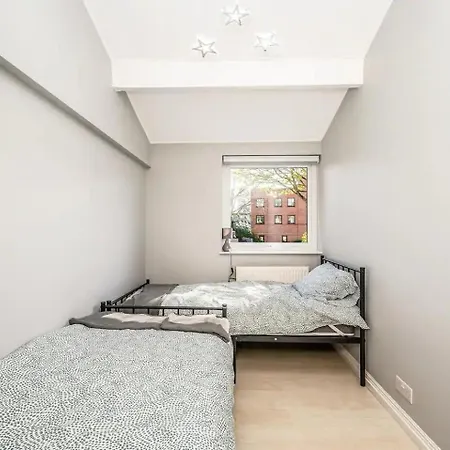 Pass The Keys Stylish Home Gardenten Mins To Central Londres Exterior foto
